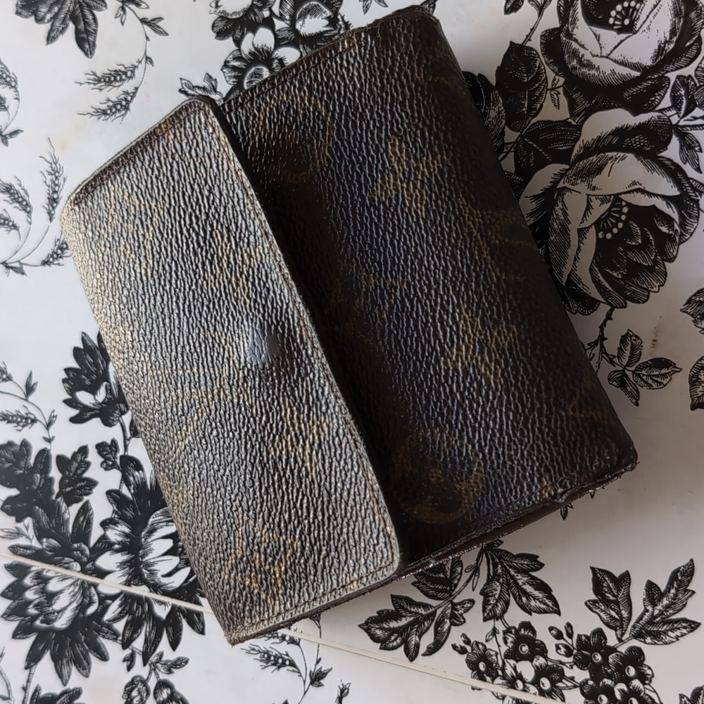 Louis Vuitton Vintage Elise Wallet